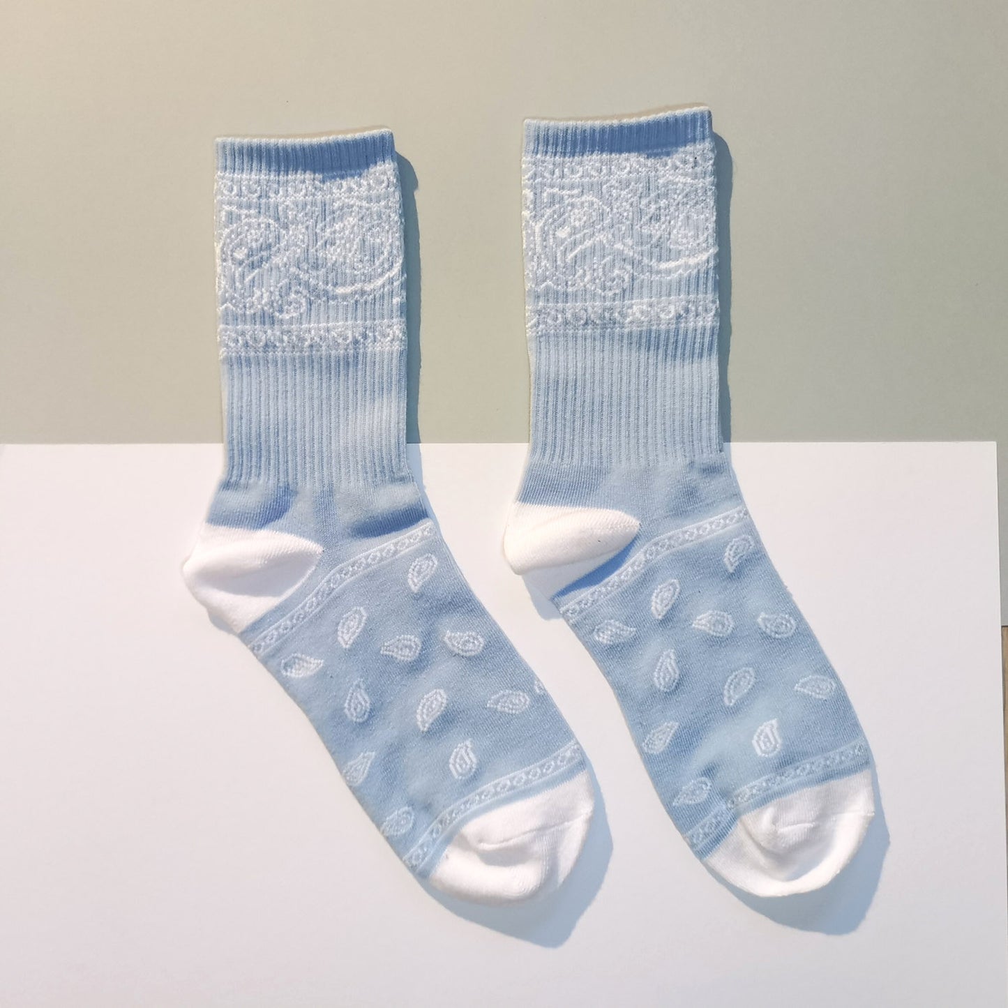 Paisley Socks ( available in 4 colorway)