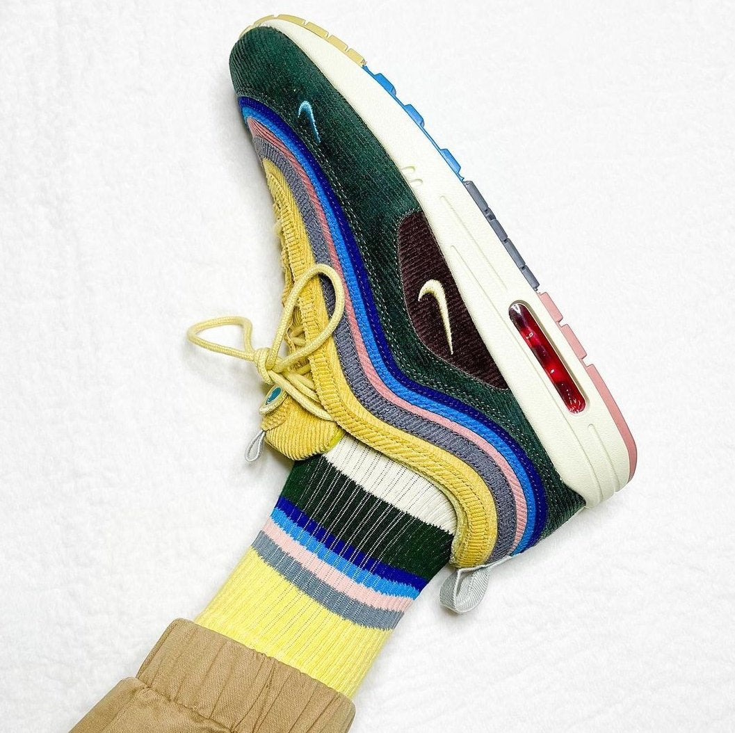 AM 1/97 SW Socks