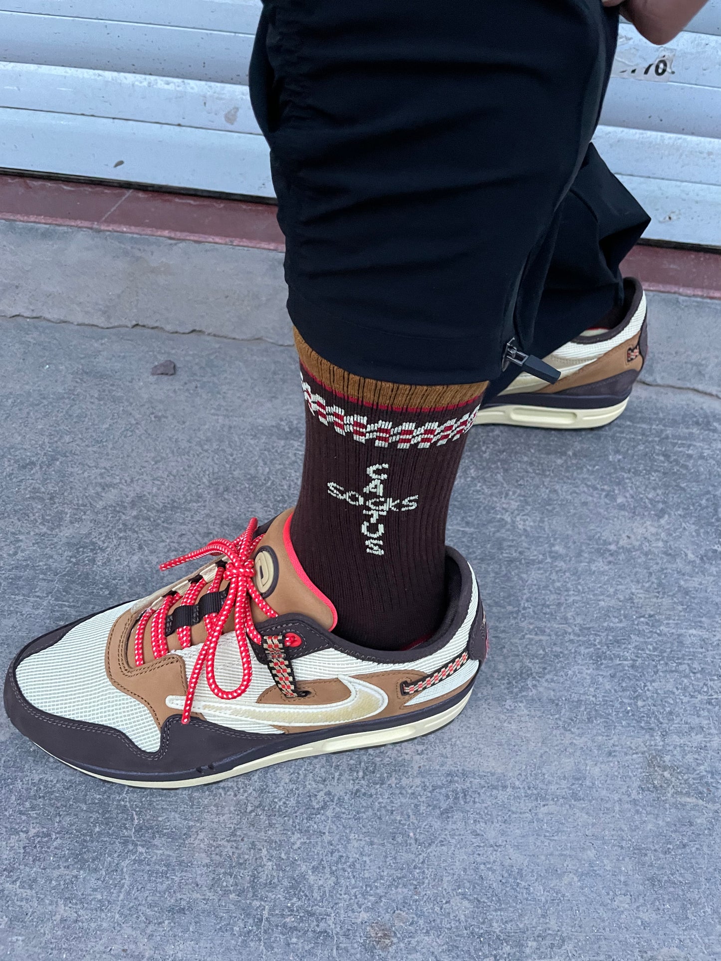 Baroque Brown Socks